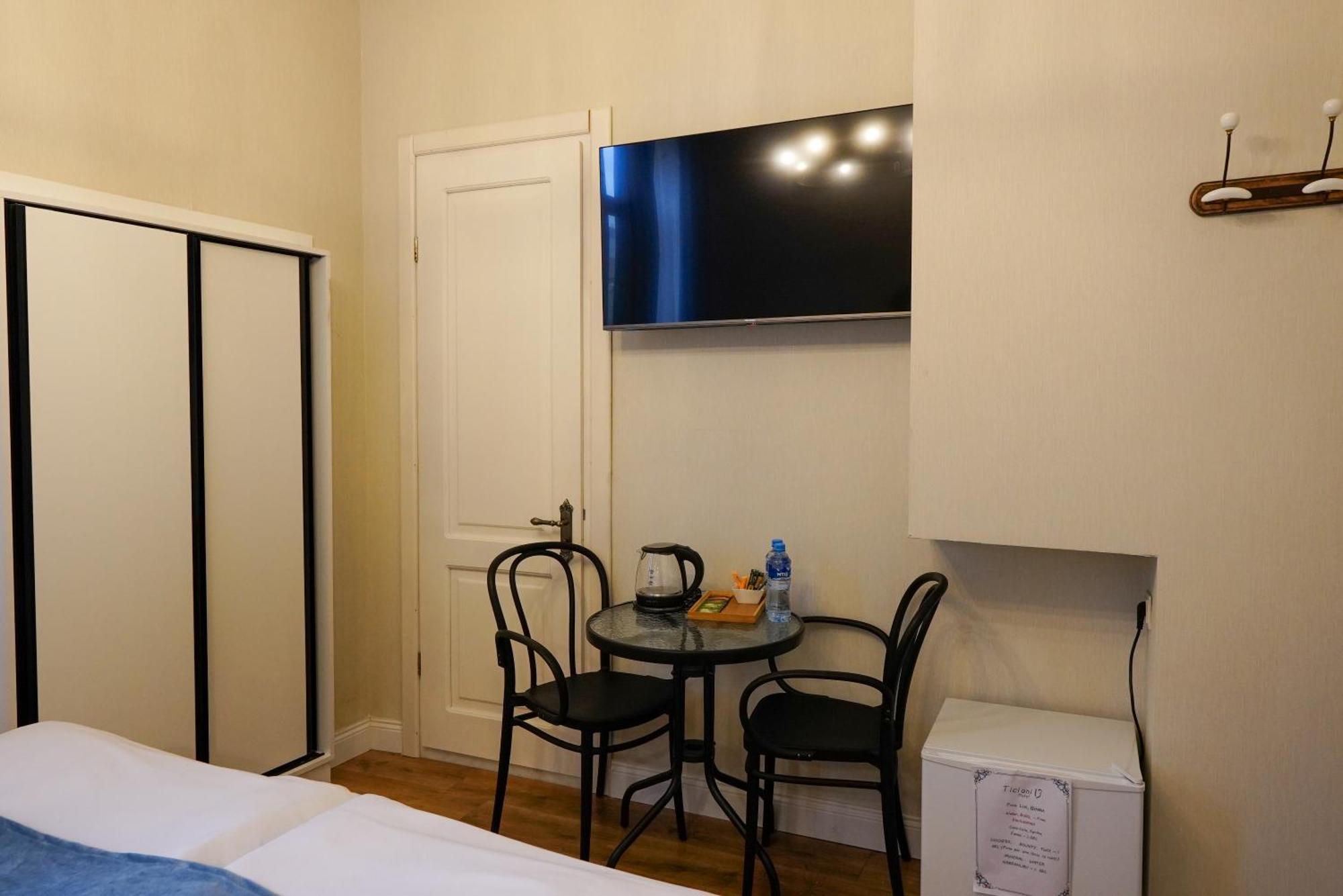 Hotel Ticiani 13 Kutaisi Dış mekan fotoğraf