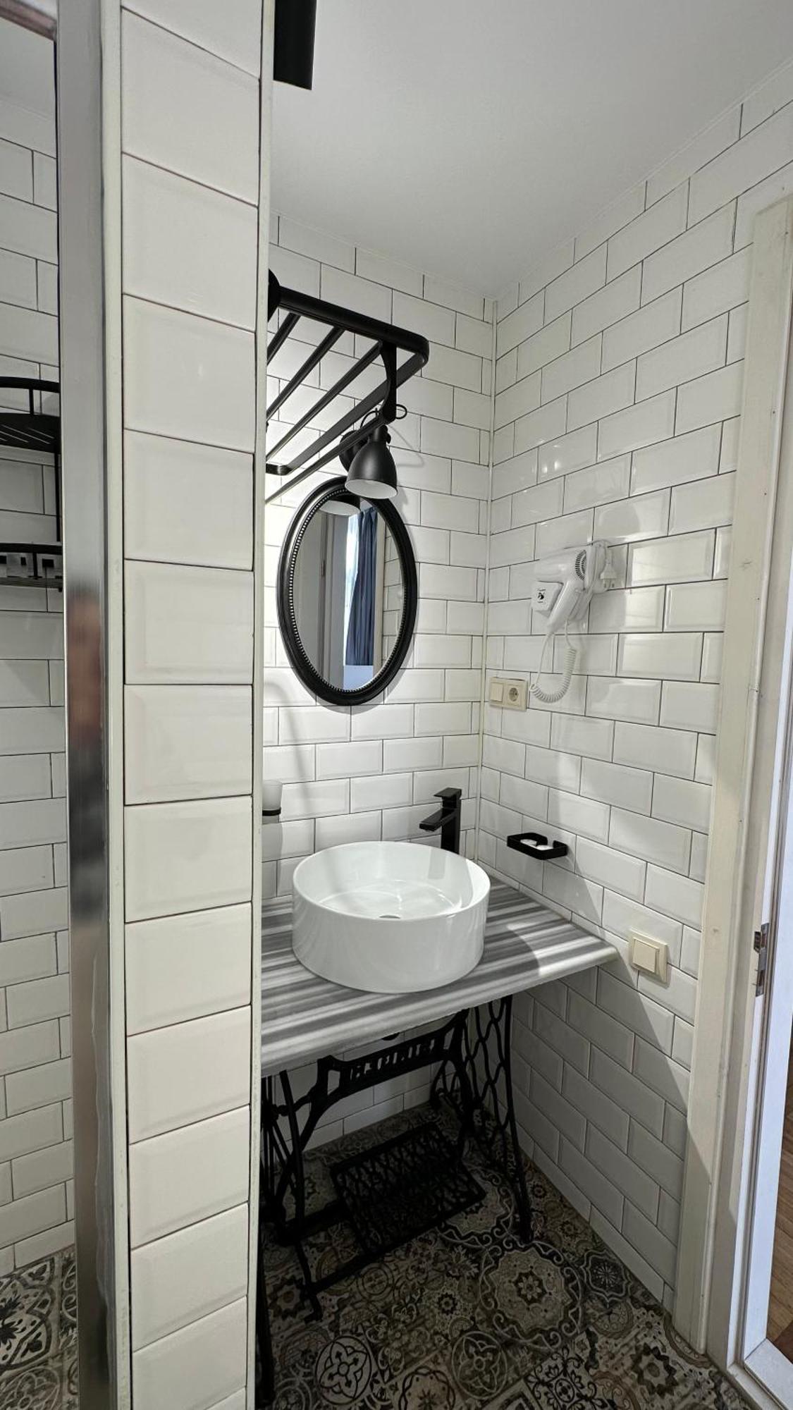 Hotel Ticiani 13 Kutaisi Dış mekan fotoğraf