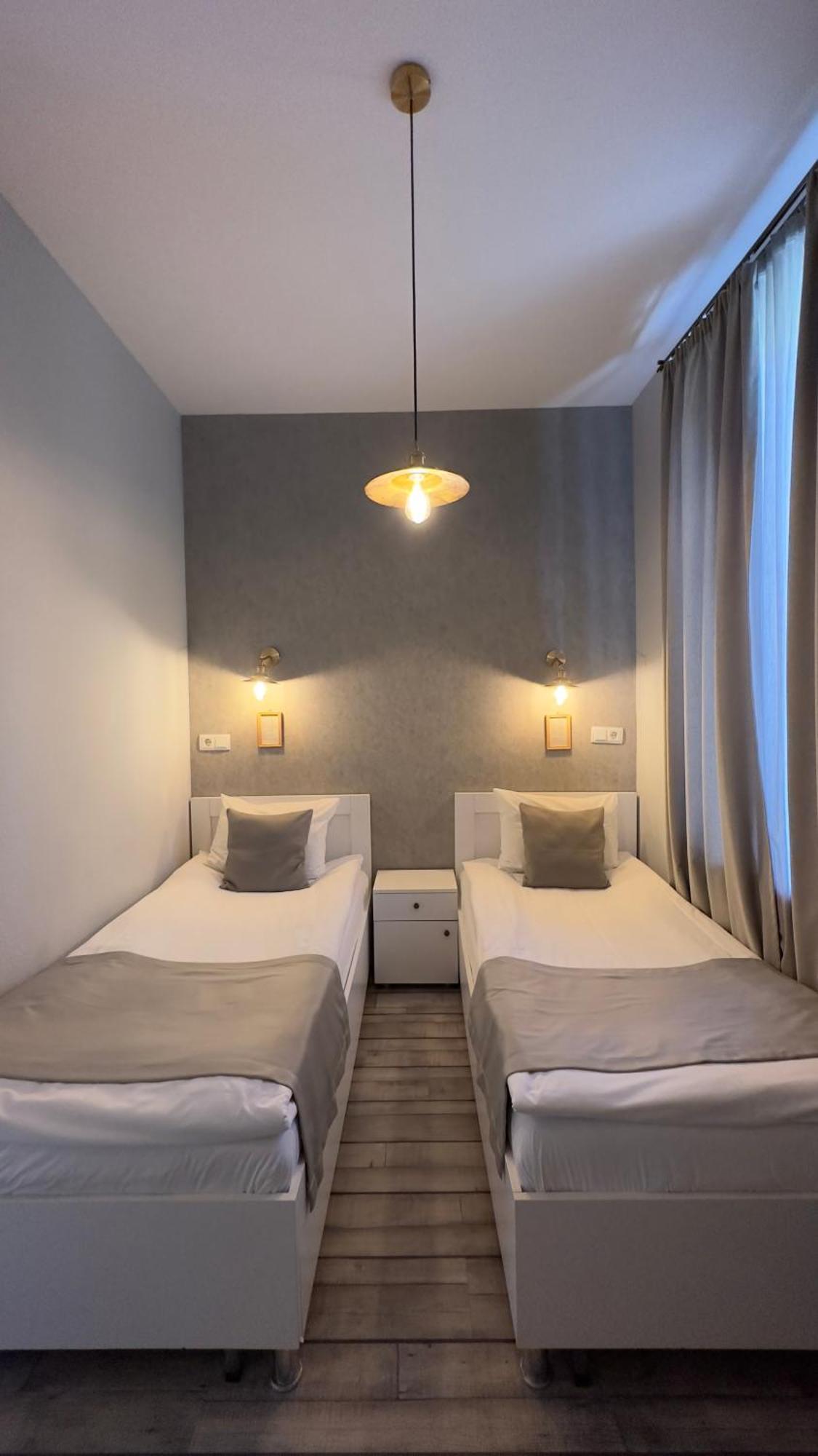 Hotel Ticiani 13 Kutaisi Dış mekan fotoğraf