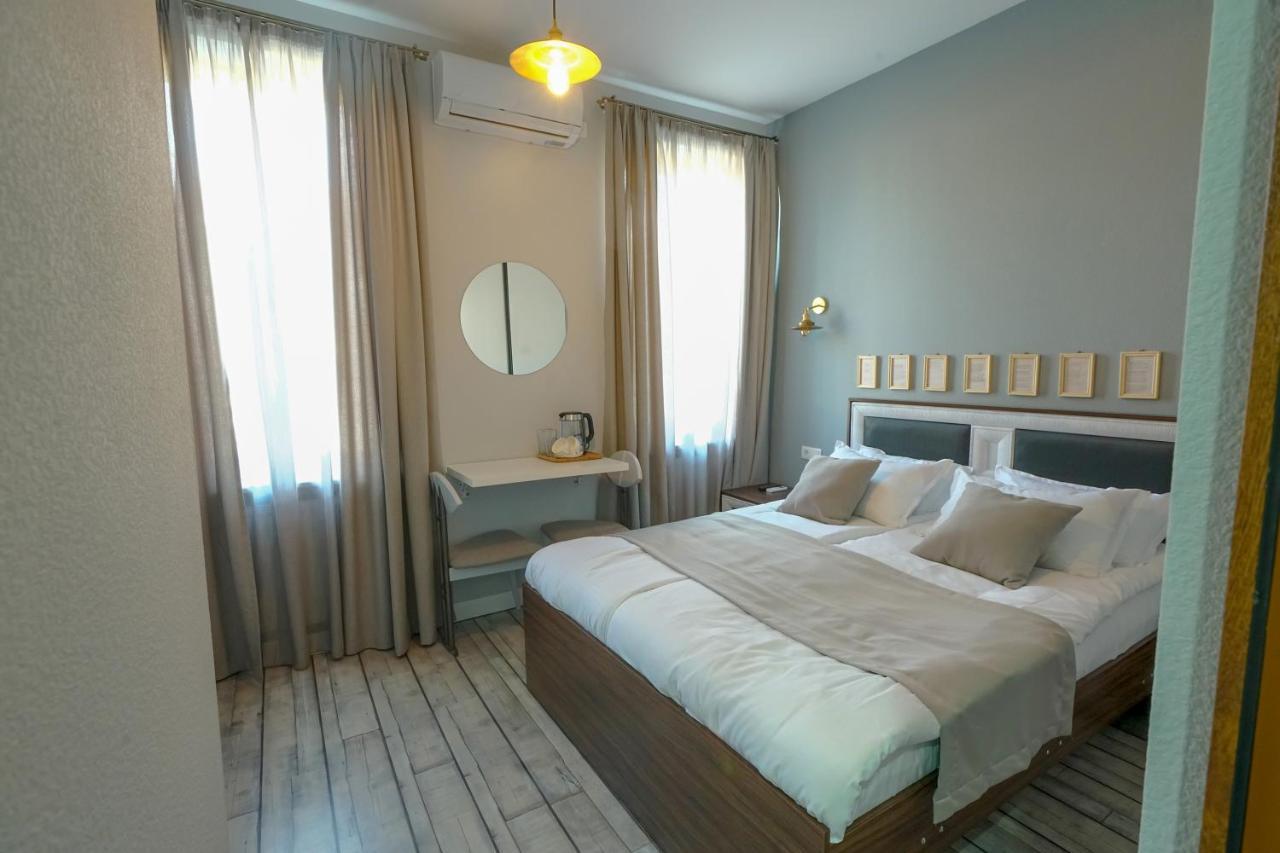 Hotel Ticiani 13 Kutaisi Dış mekan fotoğraf